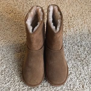 Bearpaw winter boots